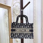 dior book tote mini 22.5cm 01 - 1