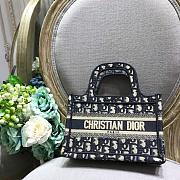 dior book tote mini 22.5cm 01 - 3