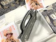 dior book tote mini 22.5cm 02 - 4