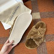 LV 2024 winter fur slippers 03 - 2