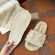 LV 2024 winter fur slippers 04 - 2