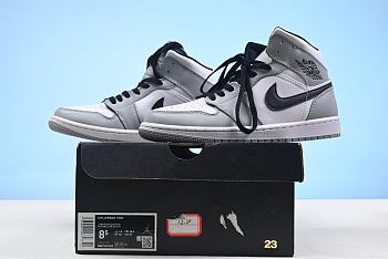 aj1 42