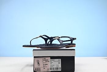sandal 34