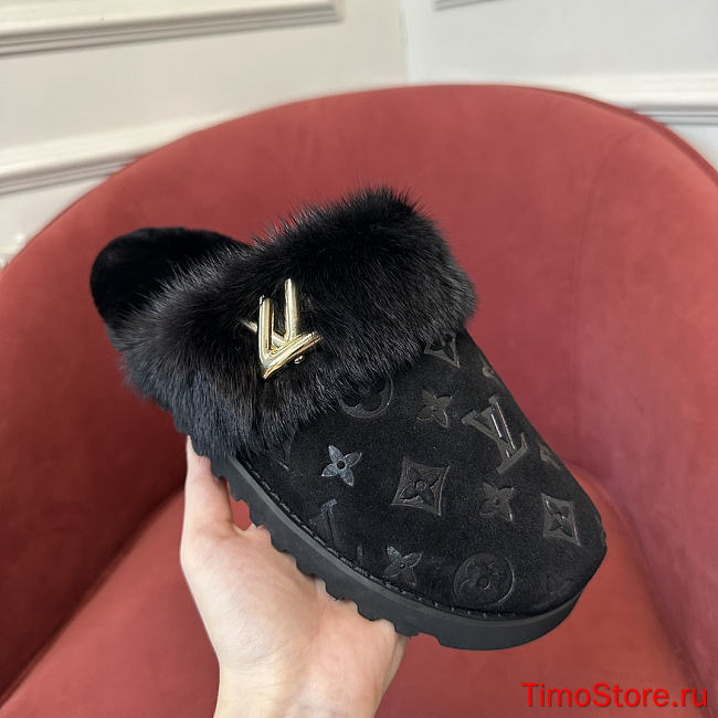 LV 2024 winter fur slippers 12 - 1