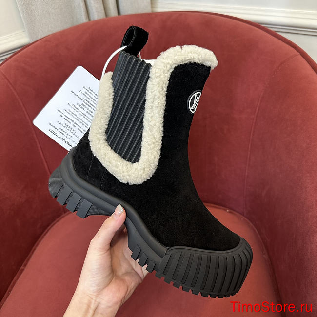 LV 2024 winter fur boots 01 - 1