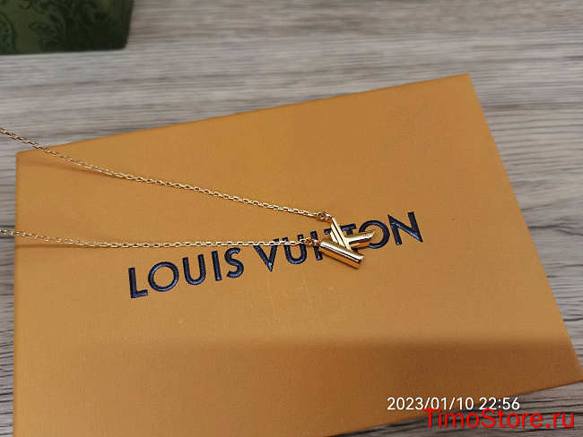 lv necklace K - 1