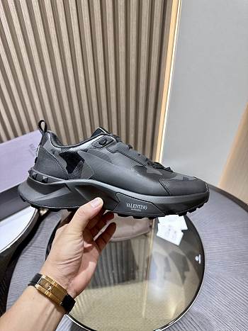 valentino sneaker black