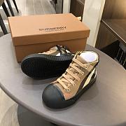 Burberry kid boots  - 5