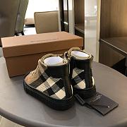 Burberry kid boots  - 3