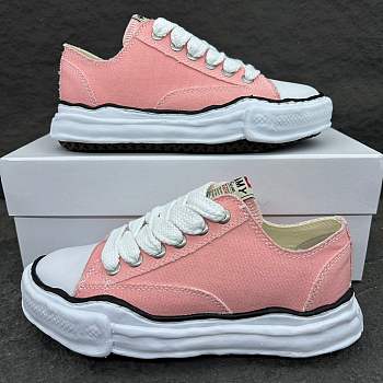 MAISON MIHARA YASUHIRO PETERSON LOW TOP SNEAKERS pink