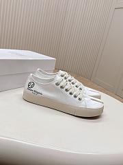 MAISON MIHARA tabi white - 5