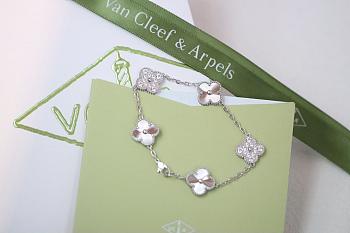 Van Cleef & Arpels bracelets silver