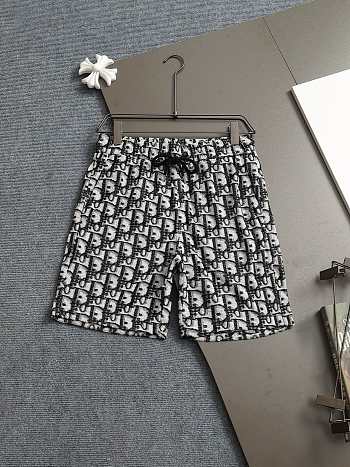dior short
