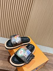 lv slider 1 - 1
