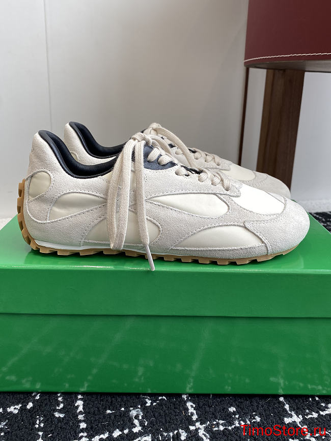 BOTTEGA VENETA 016 - 1