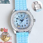 Patek Philippe Aquanaut 5068 series 35.6mm 3 - 2