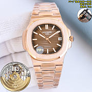 Patek Philippe Nautilus 5711 40mm 2 - 4
