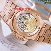 Patek Philippe Nautilus 5711 40mm 2 - 2