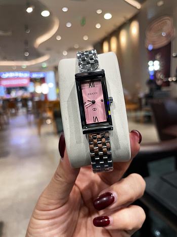 Gucci Women's Watch 35*17mm 2