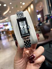 Gucci Women's Watch 35*17mm 3 - 1
