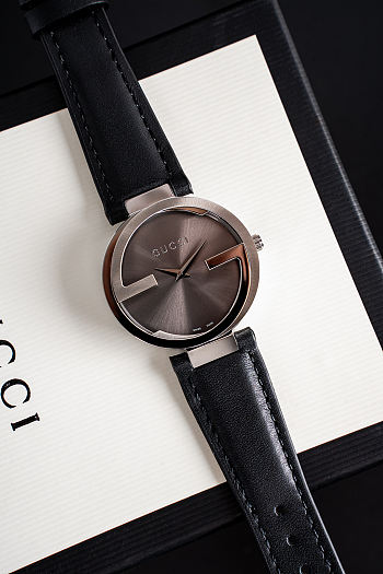 Gucci double G watch 37mm 4