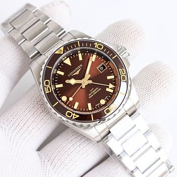 LONGINES HydroConquest GMT Mechanical Watch  2