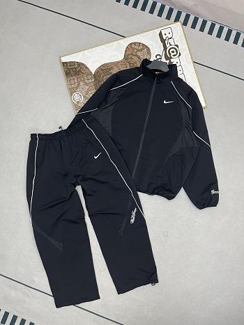 nike & supreme suit black 